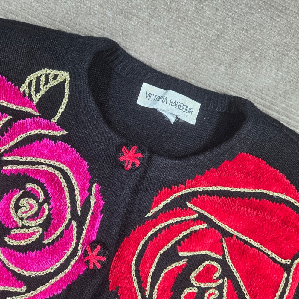 Victoria Harbour Womens L Black Pink Red Floral Rose Gold Knit Button Cardigan